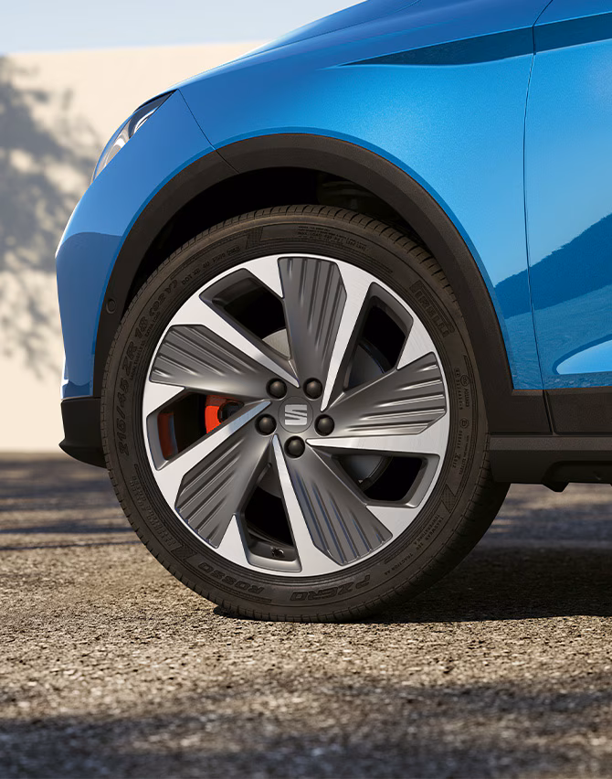 202552815935316_seat-arona-18-inch-wheel.jpg